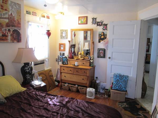 1339VT-Bedroom2