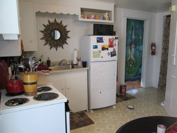 1339VT-Kitchen3