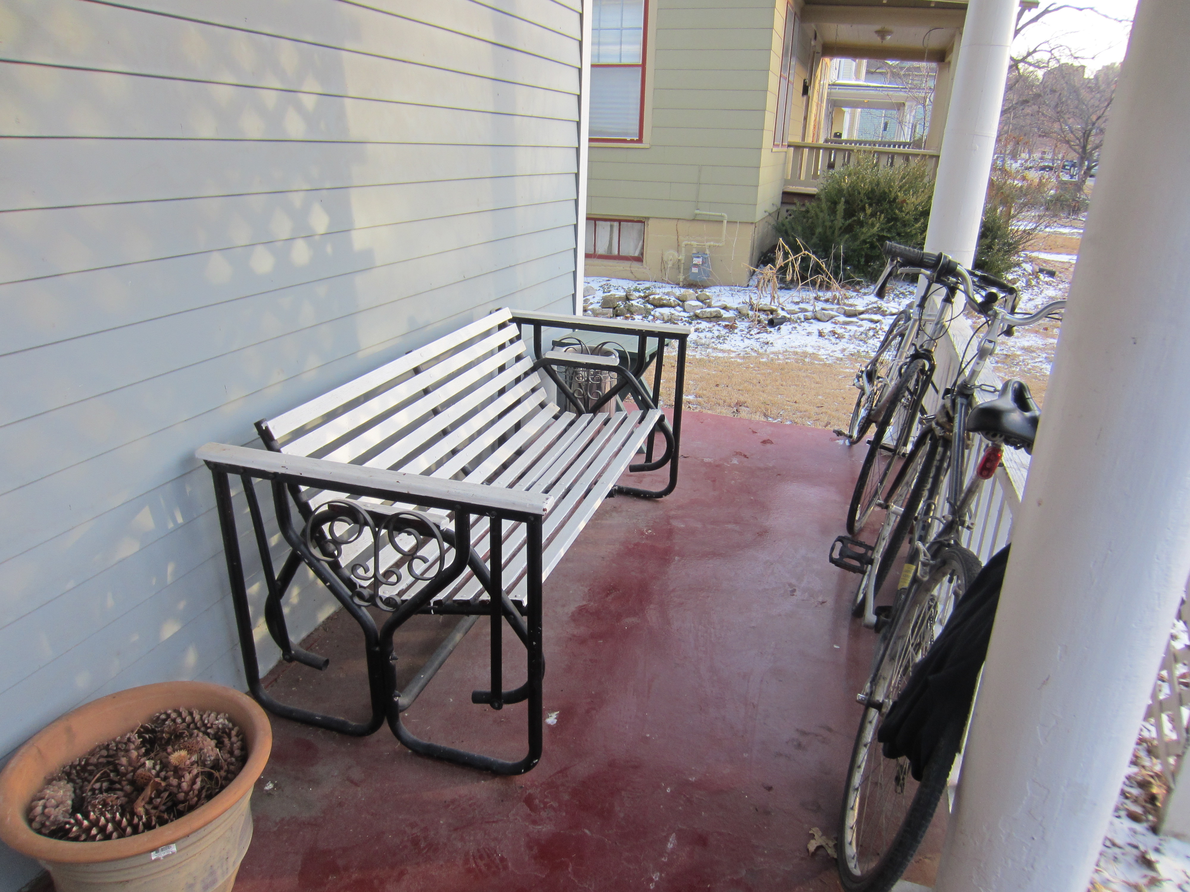 728Ohio-4Porch